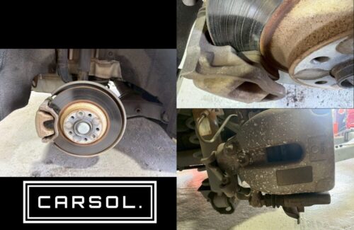 プジョーRCZ ブレーキパット交換 修理で点検中のフロントブレーキローターとキャリパー リフトアップ状態でホイールを外し、ブレーキローターとキャリパー全体が確認できる写真