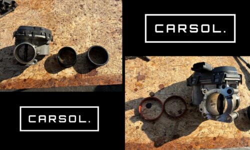 プジョー308のオイル漏れ修理で取り外したスロットルボディと劣化したスロットルガスケットを並べた状態。オイルが付着しており、ガスケット劣化による漏れ原因が確認できる整備作業の記録写真。